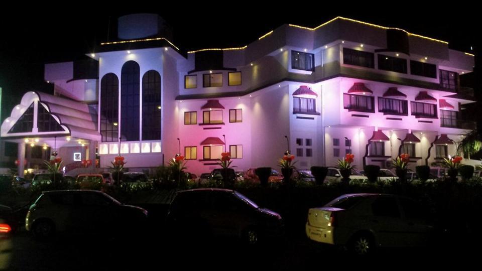 Hotel Princess Park ダマン エクステリア 写真